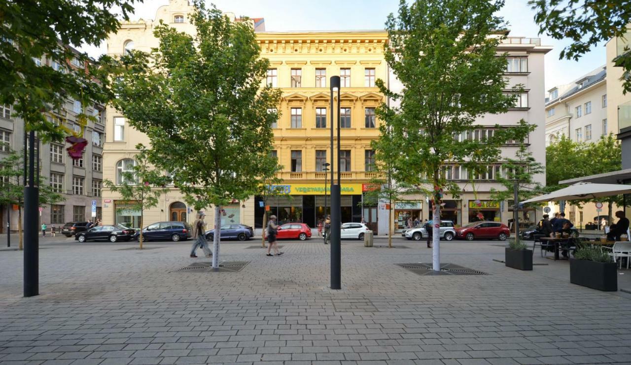 Kafka'S Head Apartment Prag Exterior foto